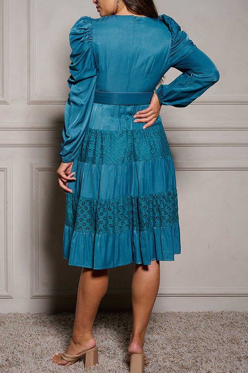 LONG SLEEVE V-NECK BELTED LACE DETAILED MIDI DRESS