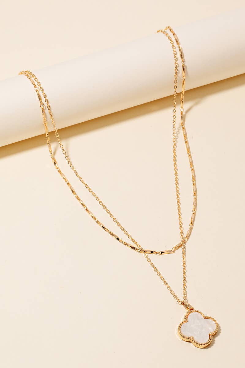 Clover Pendant Layard Chains Necklace