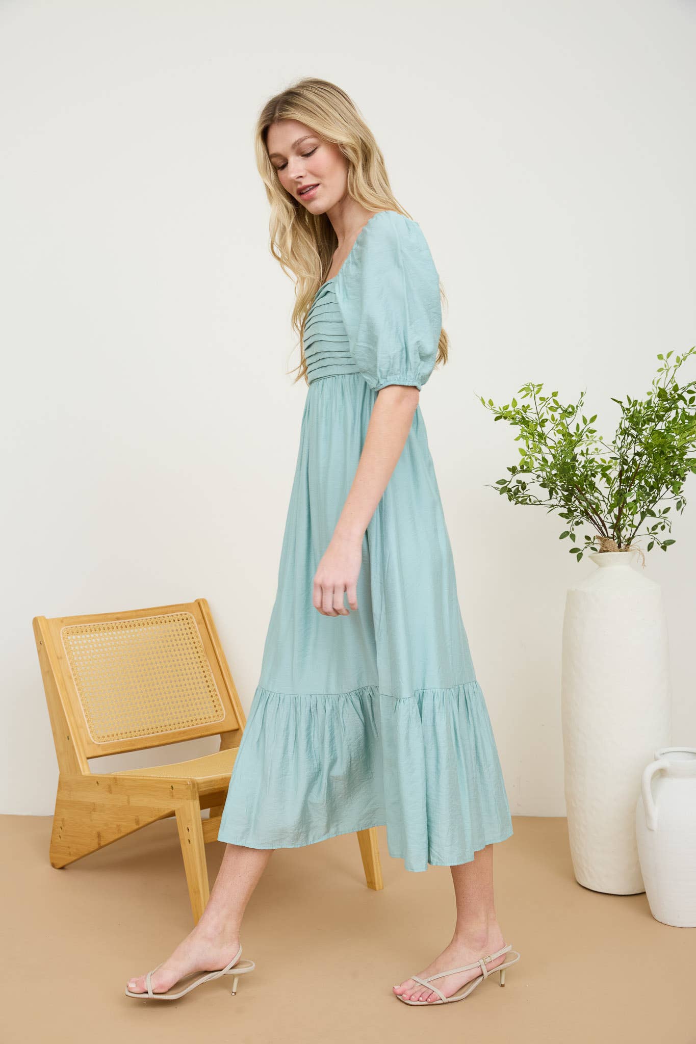 MINTY PUFF SLEEVE MIDI DRESS